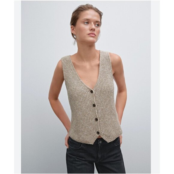 Massimo Dutti Sweaters - Massimo Dutti Womens Sweater Vest Small S Taupe Chunky Knit V-Neck 5776/669 NWT